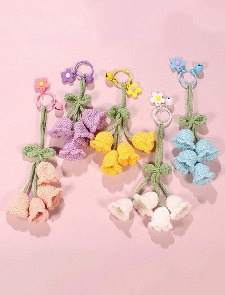 KNITTED FLOWER CHARM