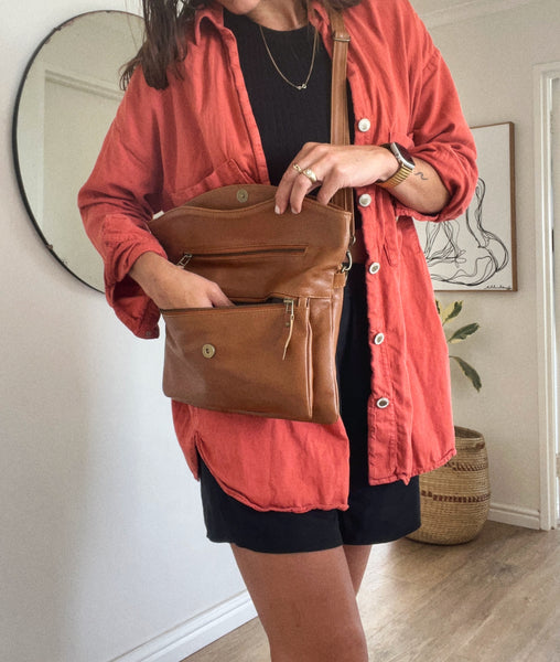 Linki fold over bag in tan