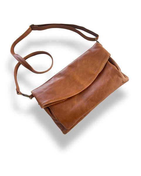 Linki fold over bag in tan